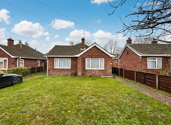 3 Bedroom Detached Bungalow For Sale In Desborough Road, Hartford, Huntingdon., PE29