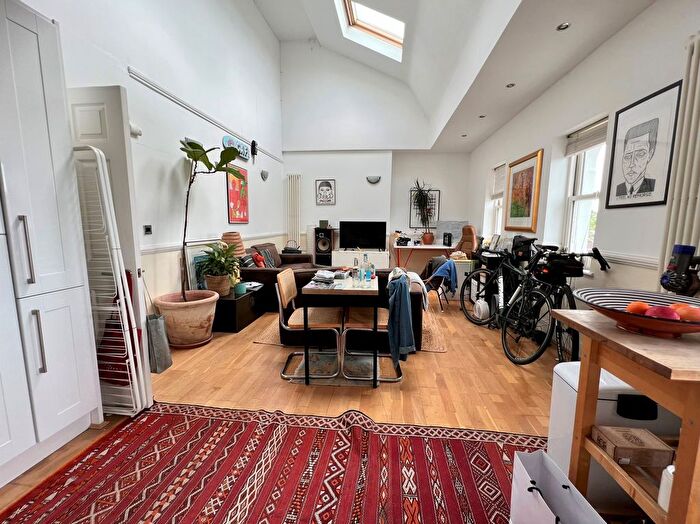 3 Bedroom Flat To Rent In Overhill Road, East Dulwich, SE22