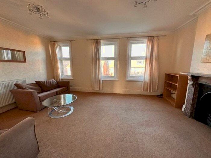1 Bedroom Apartment To Rent In Burton Road Flat, Derby, DE23