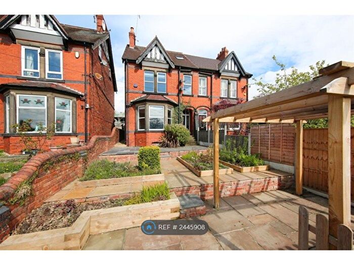 5 Bedroom Semi-Detached House To Rent In Ashgate Road, Chesterfield, S40