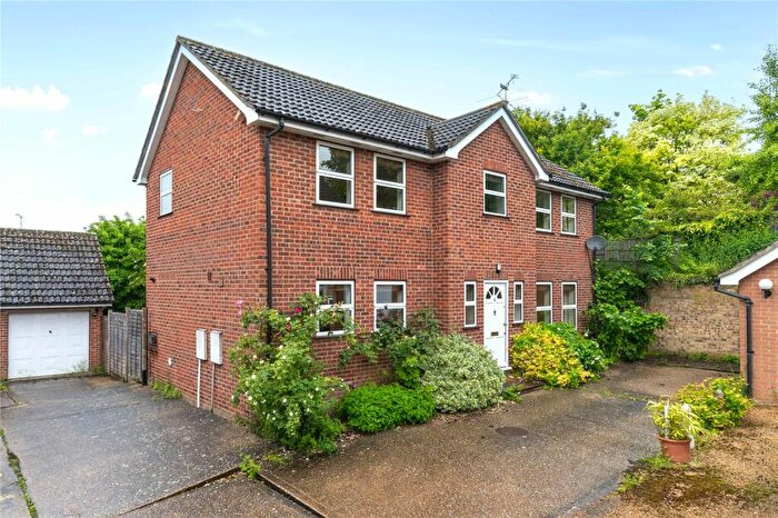 4 Bedroom Detached House For Sale In Limefields, Little Walden Road, Saffron Walden, Essex, CB10