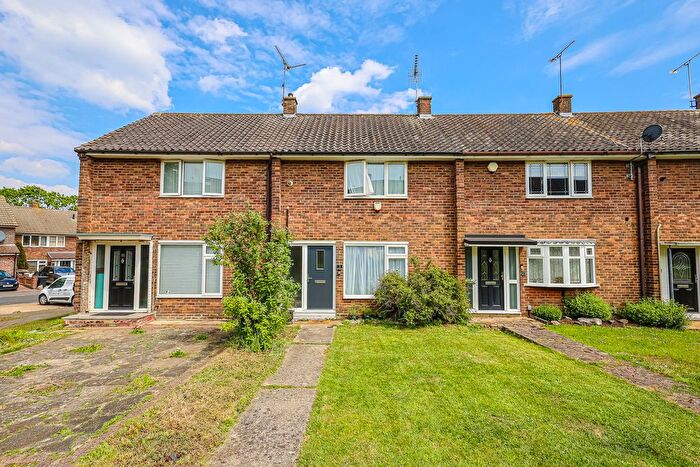 2 Bedroom Terraced House For Sale In Lee Walk, Basildon, SS16