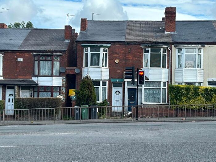 2 Bedroom End Terrace House For Sale In Wolverhampton Road, Walsall, WS2