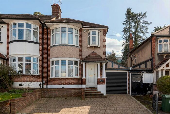 3 Bedroom Semi-Detached House To Rent In Hillside Gardens, London, E17