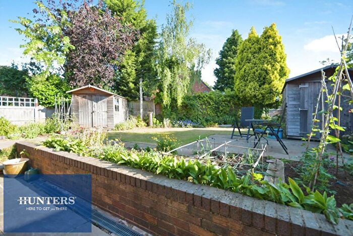 4 Bedroom Detached House For Sale In Ramper Avenue, Clowne, Chesterfield, S43