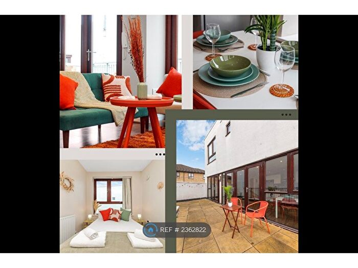 2 Bedroom Flat To Rent In Eden Way, London, E3