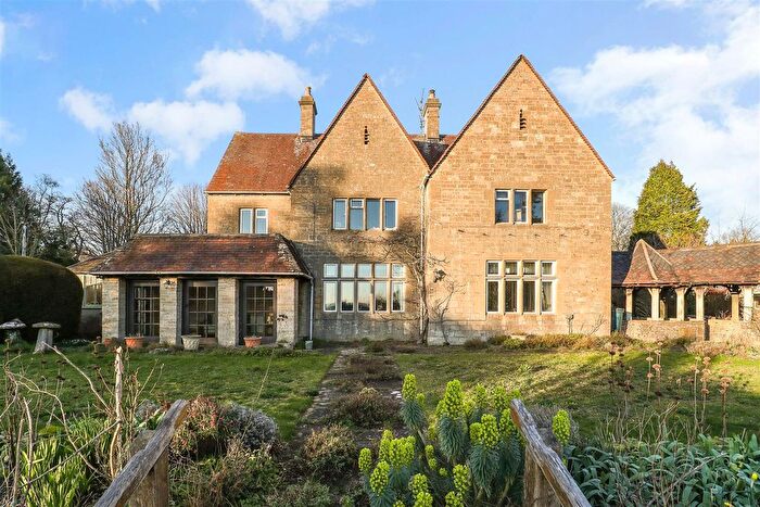 2 Bedroom Flat For Sale In Private Road, Rodborough Common, Stroud, GL5