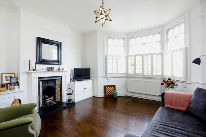 3 Bedroom Maisonette To Rent In Durham Road, London, SW20