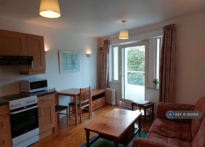 1 Bedroom Flat To Rent In Hampshire House, Bournemouth, BH2