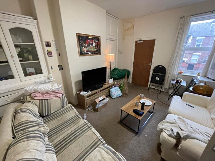 3 Bedroom Flat To Rent In Coniston Avenue, Newcastle Upon Tyne, NE2