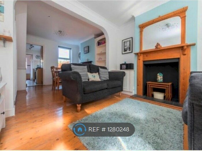 2 Bedroom Terraced House To Rent In Upper Road, Wallington SM6