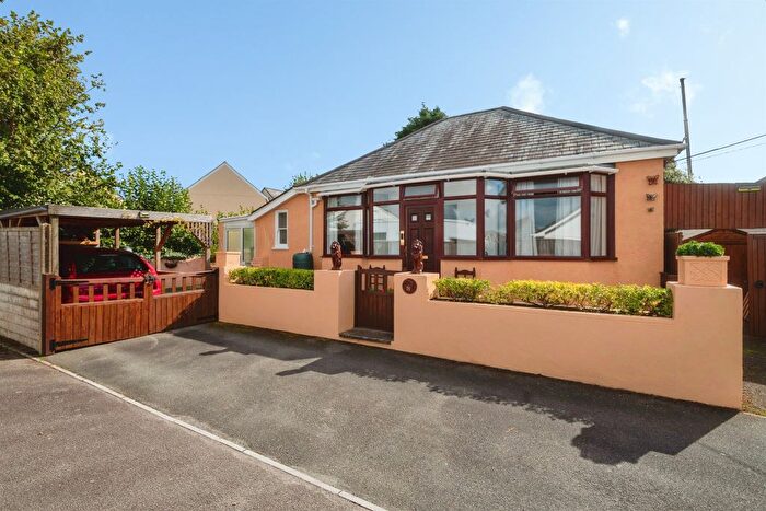 2 Bedroom Detached Bungalow For Sale In Liskeard Road, Callington, PL17