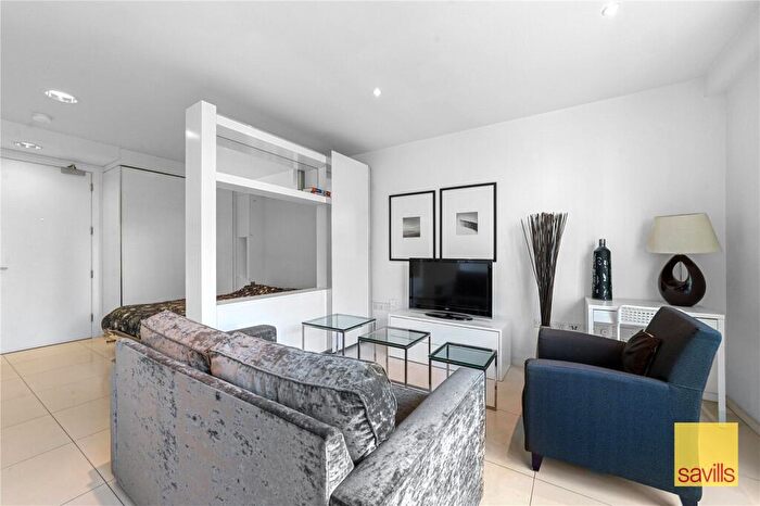 Apartment For Sale In Baltimore Wharf, Canary Wharf, London, E14