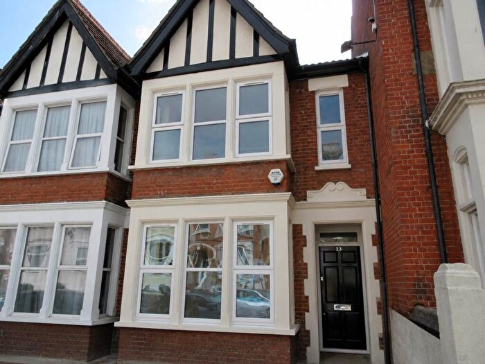 2 Bedroom Flat To Rent In FfF Weston Road, Southend On Sea, SS1
