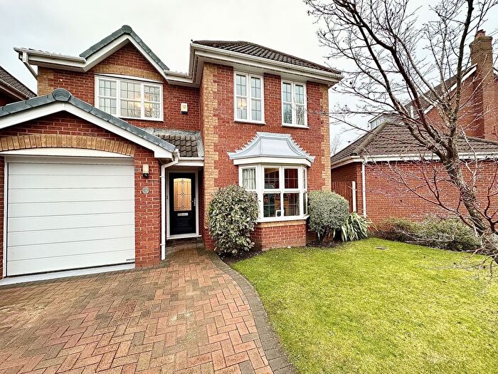 4 Bedroom Detached House For Sale In Park Close, Preston, PR2