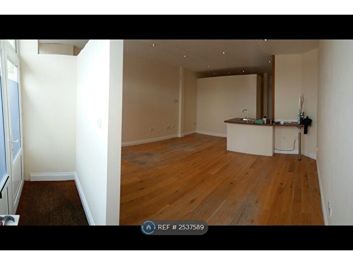 1 Bedroom Flat To Rent In Station Road, Bexhill On Sea, TN40