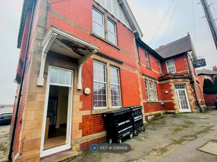 2 Bedroom Flat To Rent In Cemetery Road, Hemingfield, Barnsley, S73