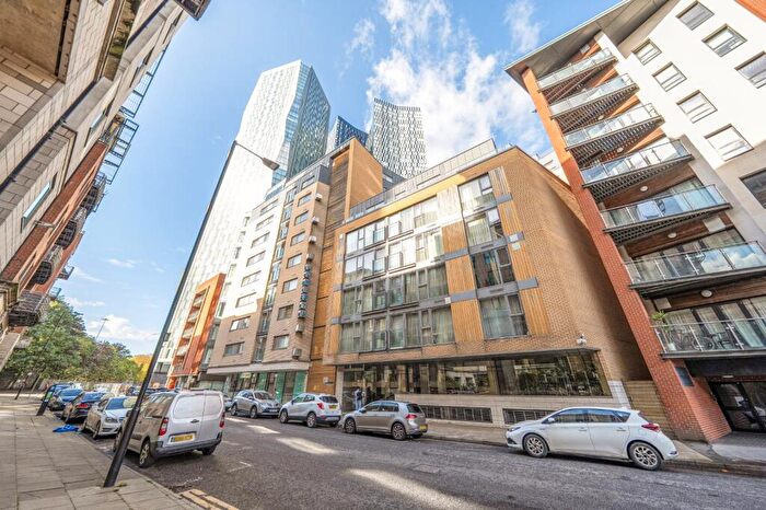 1 Bedroom Apartment For Sale In Lumiere Building, City Road East, Manchester, Greater Manchester, M15