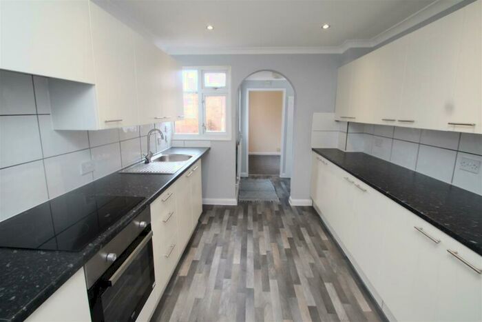 3 Bedroom Terraced House To Rent In Torridge Walk, Hemel Hempstead, HP2