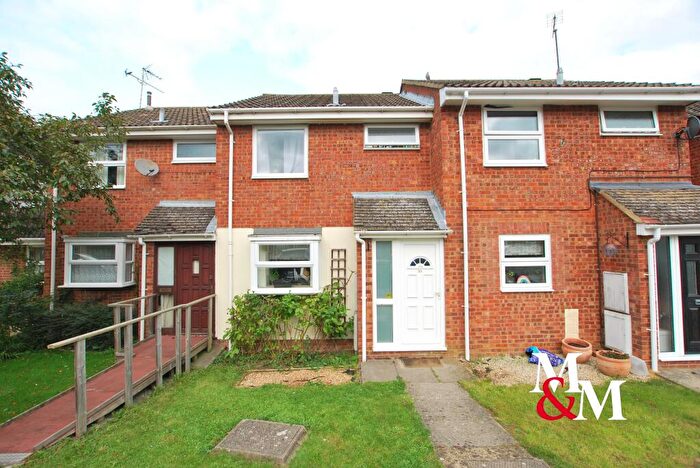 2 Bedroom Terraced House To Rent In Coniston Road, LU7
