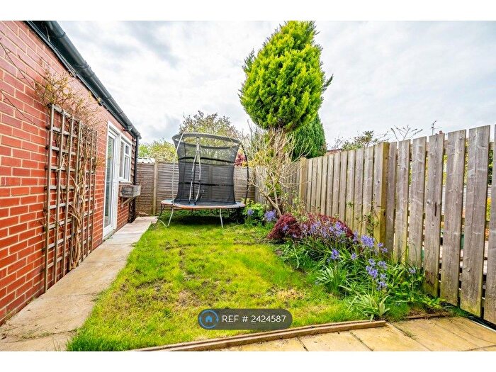 3 Bedroom Semi-Detached House To Rent In Danum Road, York, YO10