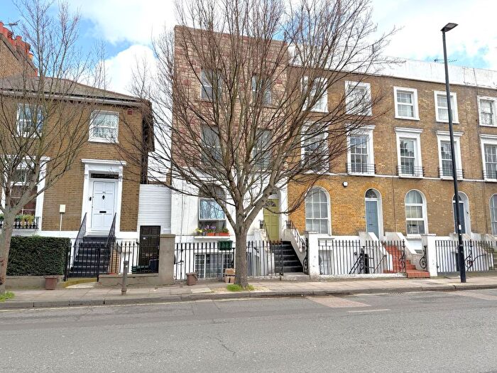 4 Bedroom Terraced House For Sale In New North Road, London, N1