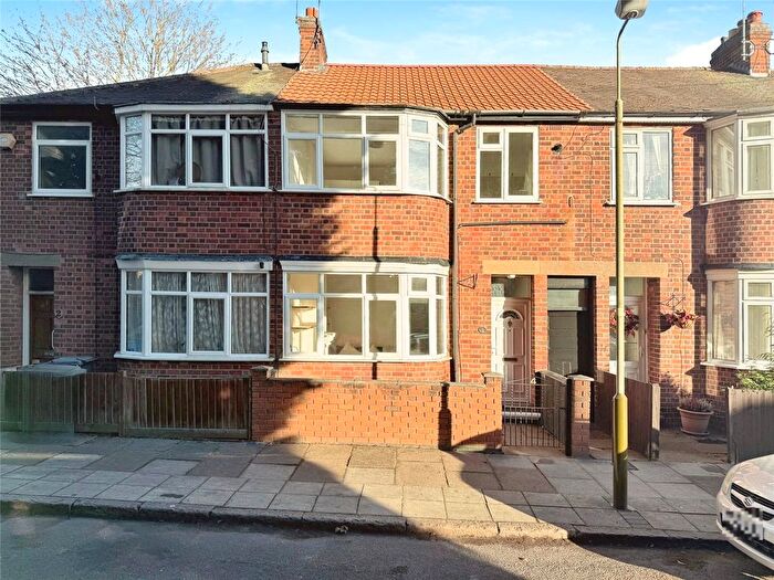 3 Bedroom Terraced House To Rent In Macaulay Street, Knighton Fields, Leicester, LE2