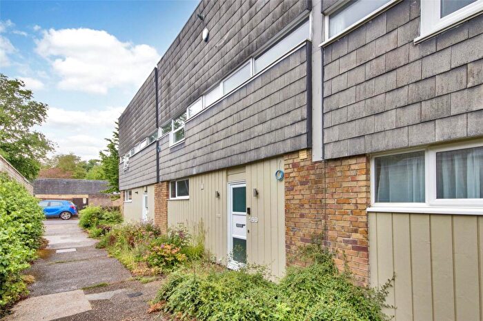 3 Bedroom Terraced House For Sale In Knights Croft, New Ash Green, Kent, DA3