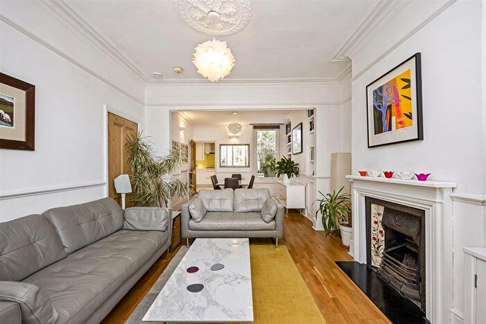 5 Bedroom Terraced House For Sale In Balfour Road, Fiveways, Brighton, BN1