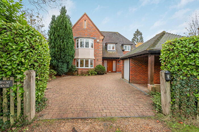 6 Bedroom Detached House For Sale In Chinthurst Lane, Shalford, Guildford, GU4