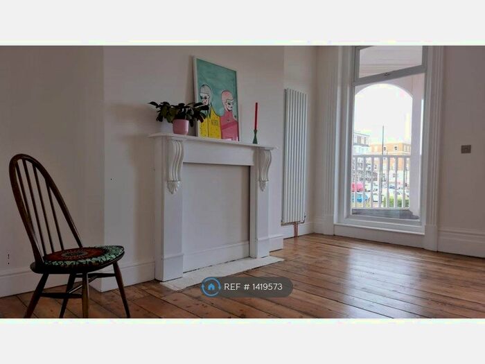 2 Bedroom Flat To Rent In First Avenue, Cliftonville, Margate, CT9