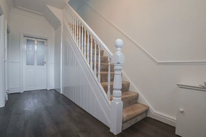 3 Bedroom End Of Terrace House To Rent In Sumner Road, Salford, M6