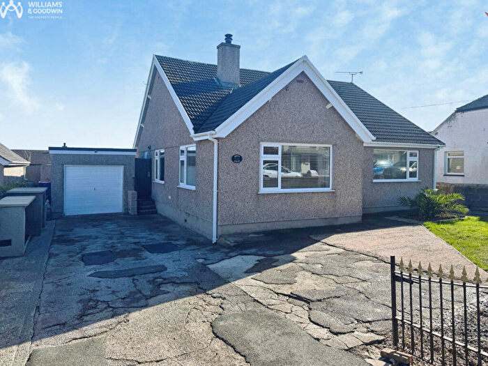 4 Bedroom Detached Bungalow For Sale In Station Road, Valley, Anglesey, LL65