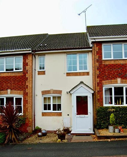2 Bedroom Terraced House To Rent In Cleobury Close, Redditch, B97