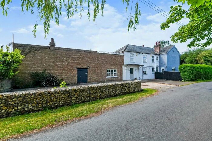 6 Bedroom Detached House For Sale In Well Creek Road, Outwell, Wisbech, PE14