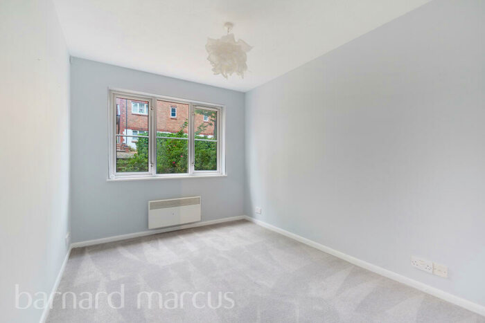 2 Bedroom Apartment To Rent In Autumn Drive, Sutton, SM2