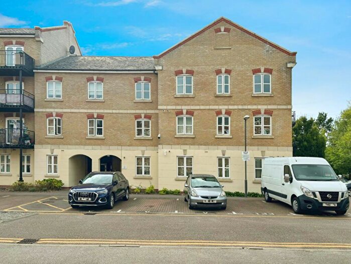 2 Bedroom Apartment To Rent In Coxhill Way, Aylesbury, Buckinghamshire, HP21