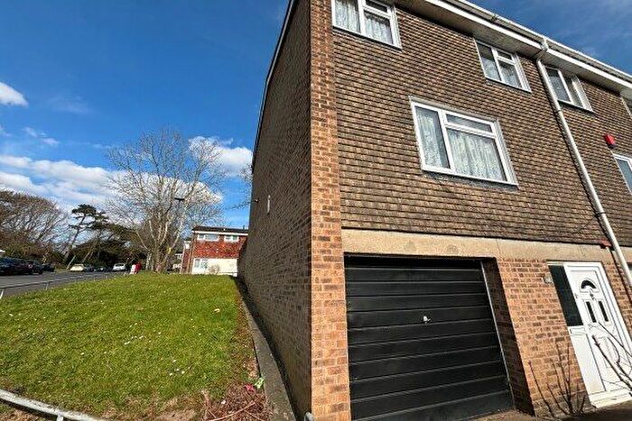 3 Bedroom Property To Rent In Metchley Drive, Birmingham, B17