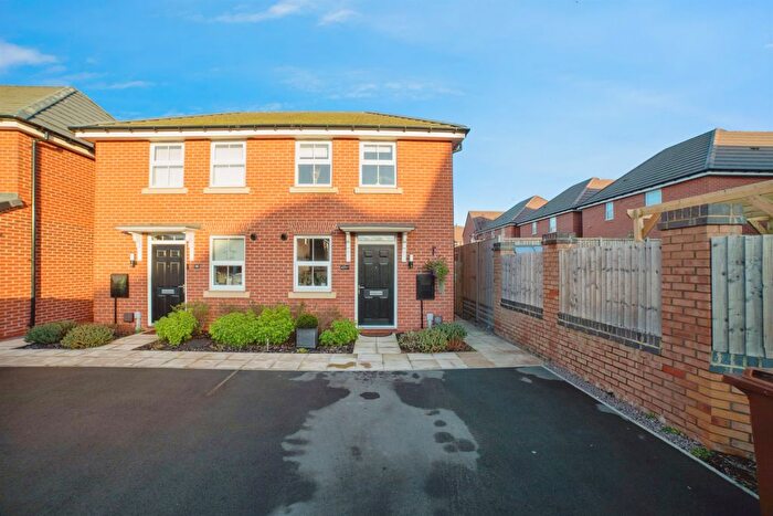 2 Bedroom Semi-Detached House For Sale In Overman Drive, Edwinstowe, Mansfield, NG21