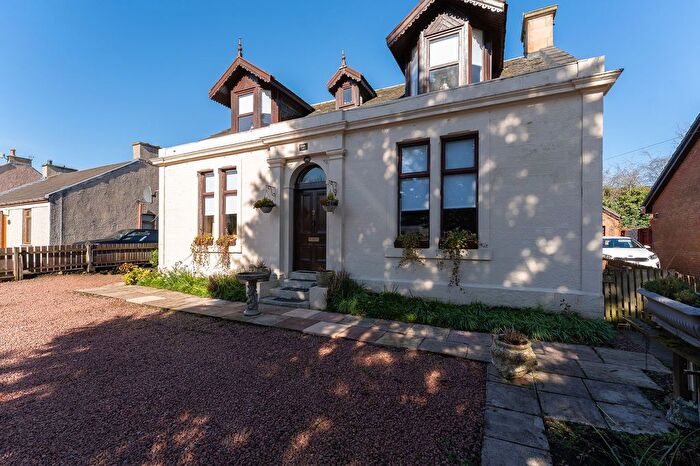 3 Bedroom Detached House For Sale In Bonkle Road, Newmains, ML2