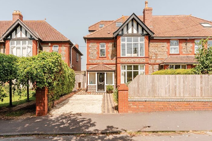 4 Bedroom Semi-Detached House For Sale In Monmouth Road, Pill, Bristol, BS20