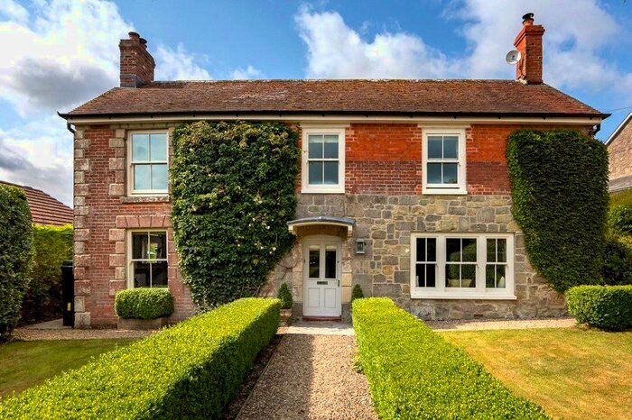 3 Bedroom Detached House For Sale In Barkers Hill, Semley, Shaftesbury, SP7