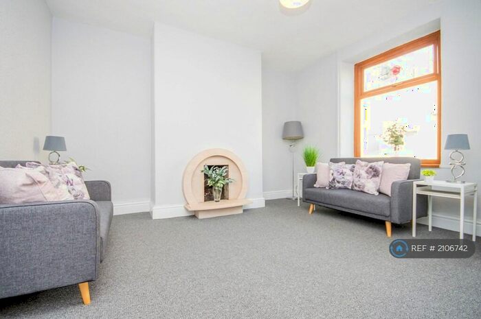 3 Bedroom Terraced House To Rent In Palmerston Street, Padiham, Burnley, BB12