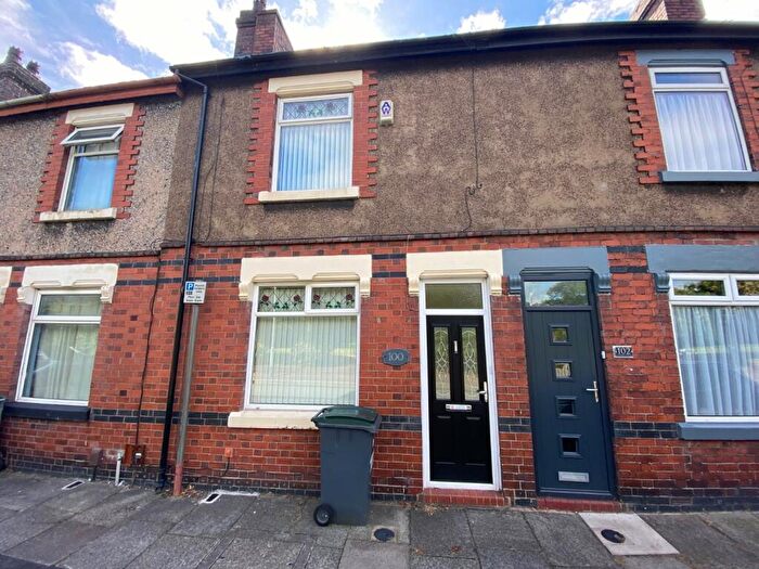 3 Bedroom Terraced House To Rent In Yeaman Street, Stoke-On-Trent, ST4
