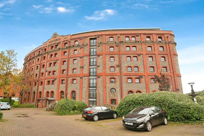 2 Bedroom Apartment For Sale In Llansannor Drive, Cardiff, CF10