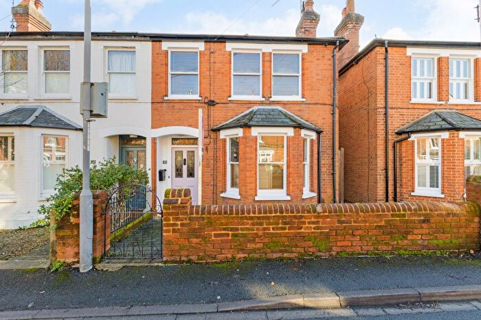 3 Bedroom Semi-Detached House To Rent In Beaumont Rise, Marlow, SL7