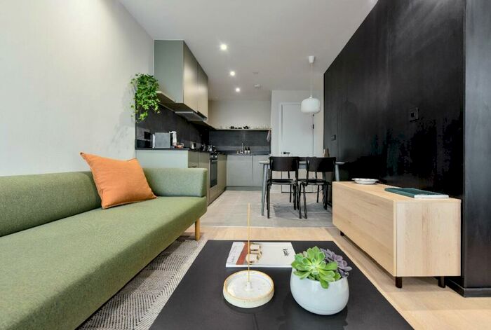 1 Bedroom Apartment To Rent In City Gardens, Castlefield, M15