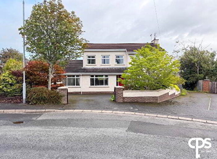 4 Bedroom Detached House For Sale In Mullinure Park, Armagh, BT61