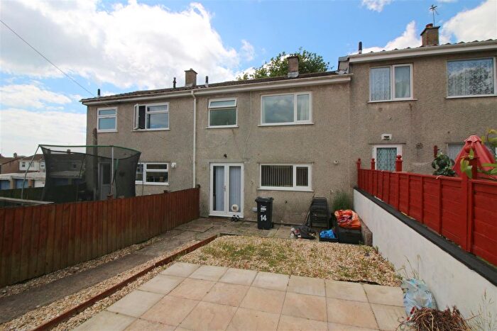 2 Bedroom Terraced House For Sale In Buller Park, Saltash, PL12