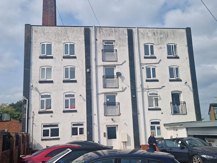 1 Bedroom Flat To Rent In Hill Street, Dudley, DY2